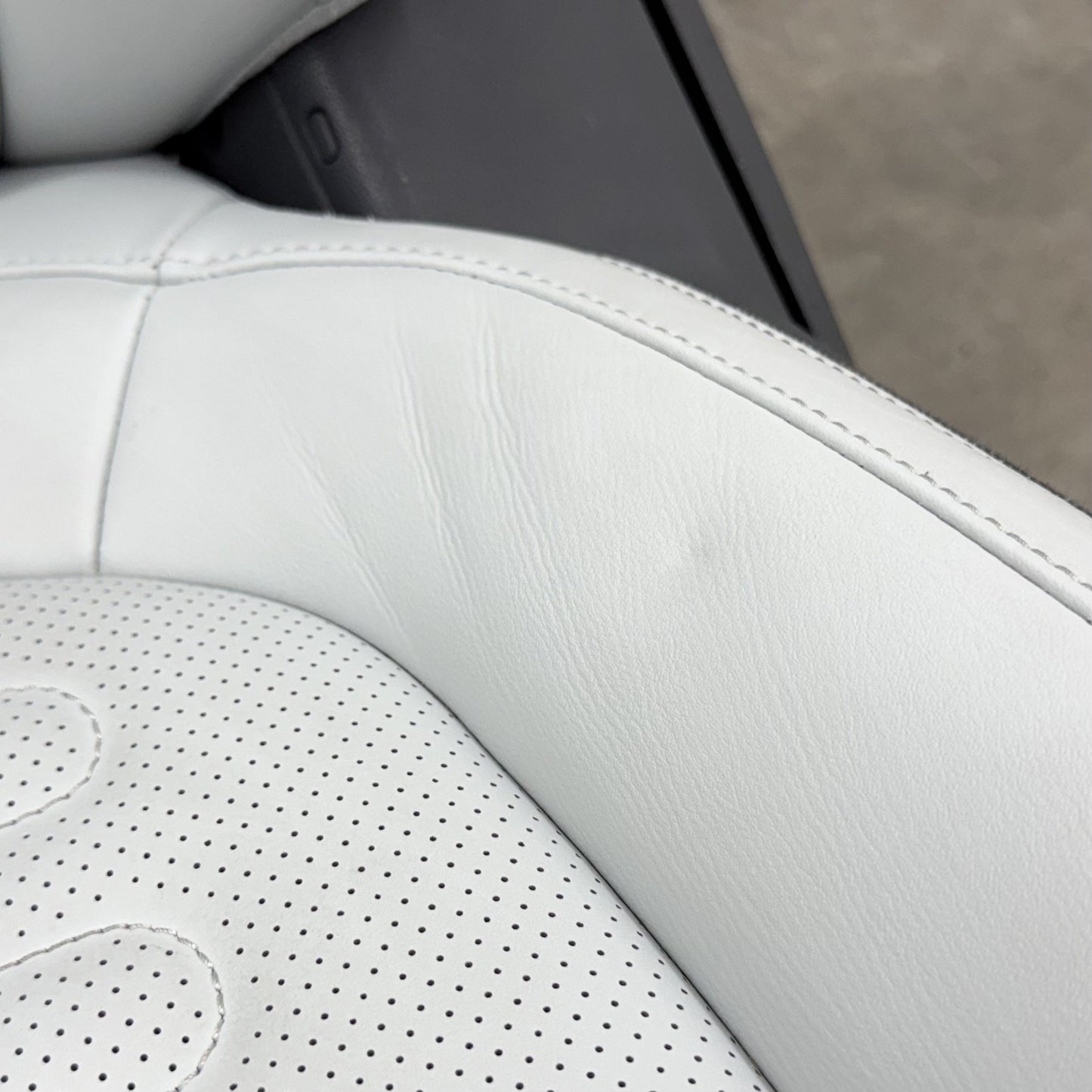 2022-2024 Rivian R1S Driver Left Front Seat Ocean Coast Leather OEM