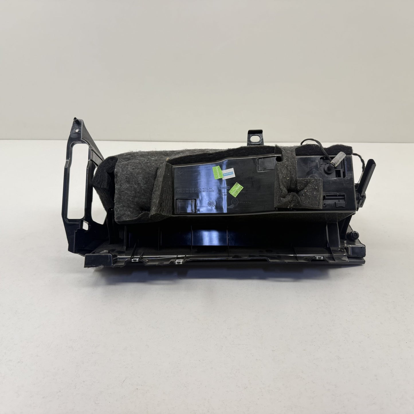 2014-2020 Mercedes-Benz S550 W222 Dashboard Glove Box Storage Compartment OEM