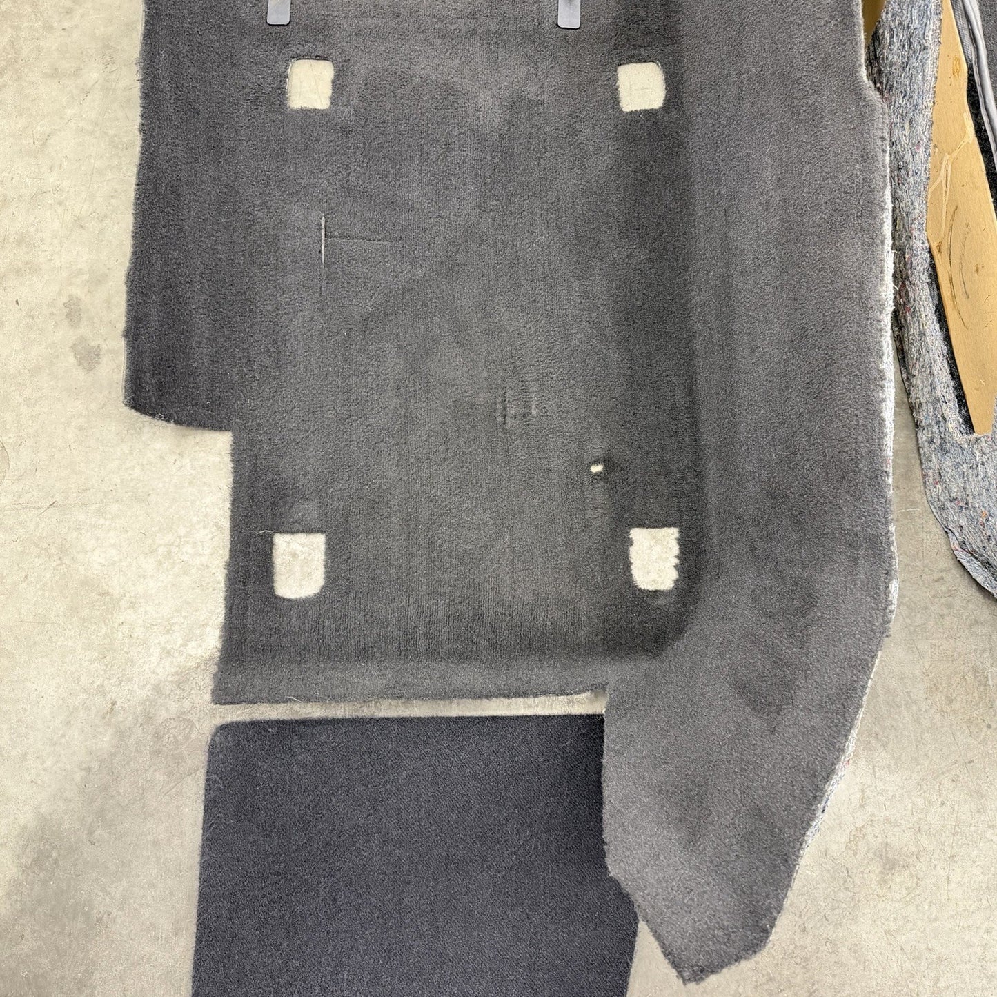 97-04 Chevrolet Corvette C5 Coupe Floor Body Interior Carpet Complete Set OEM