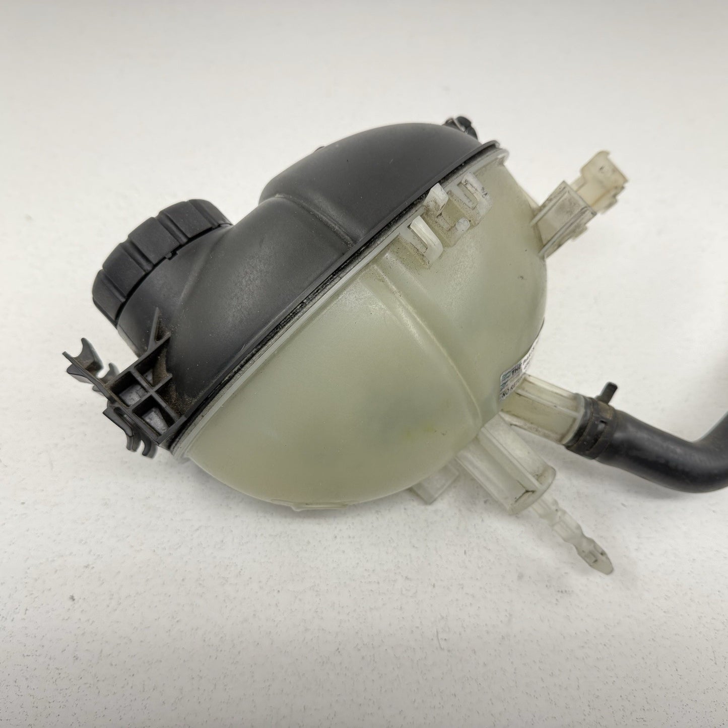 12-14 Mercedes W204 C250 Coolant Reservoir Overflow Expansion Tank Bottle OEM