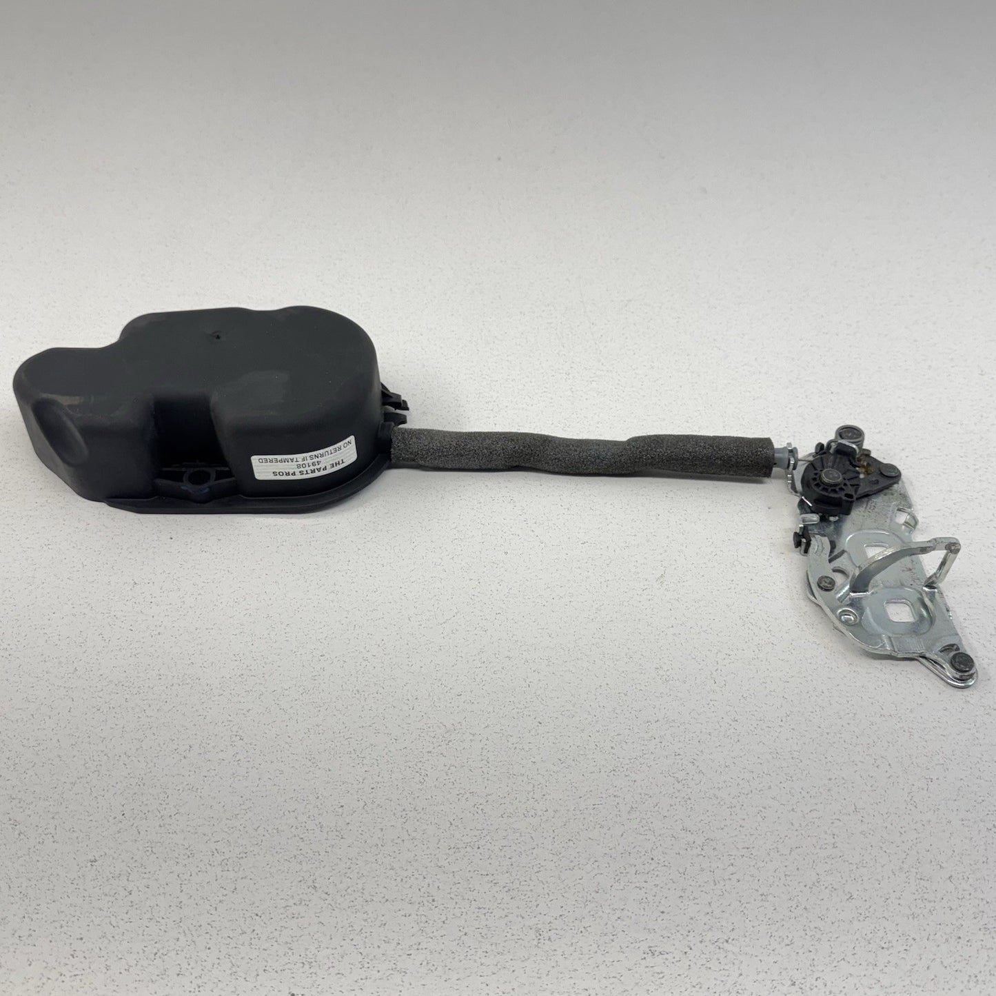 10-16 Mercedes W212 E350 Rear Trunk Latch Lock Actuator 2047500060 OEM