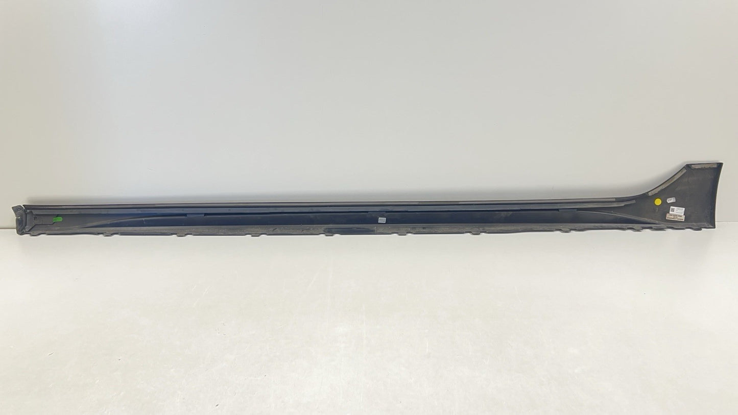 22-25 VOLKSWAGEN GOLF R MK8 PASSENGER RIGHT SIDE SKIRT ROCKER PANEL TRIM OEM