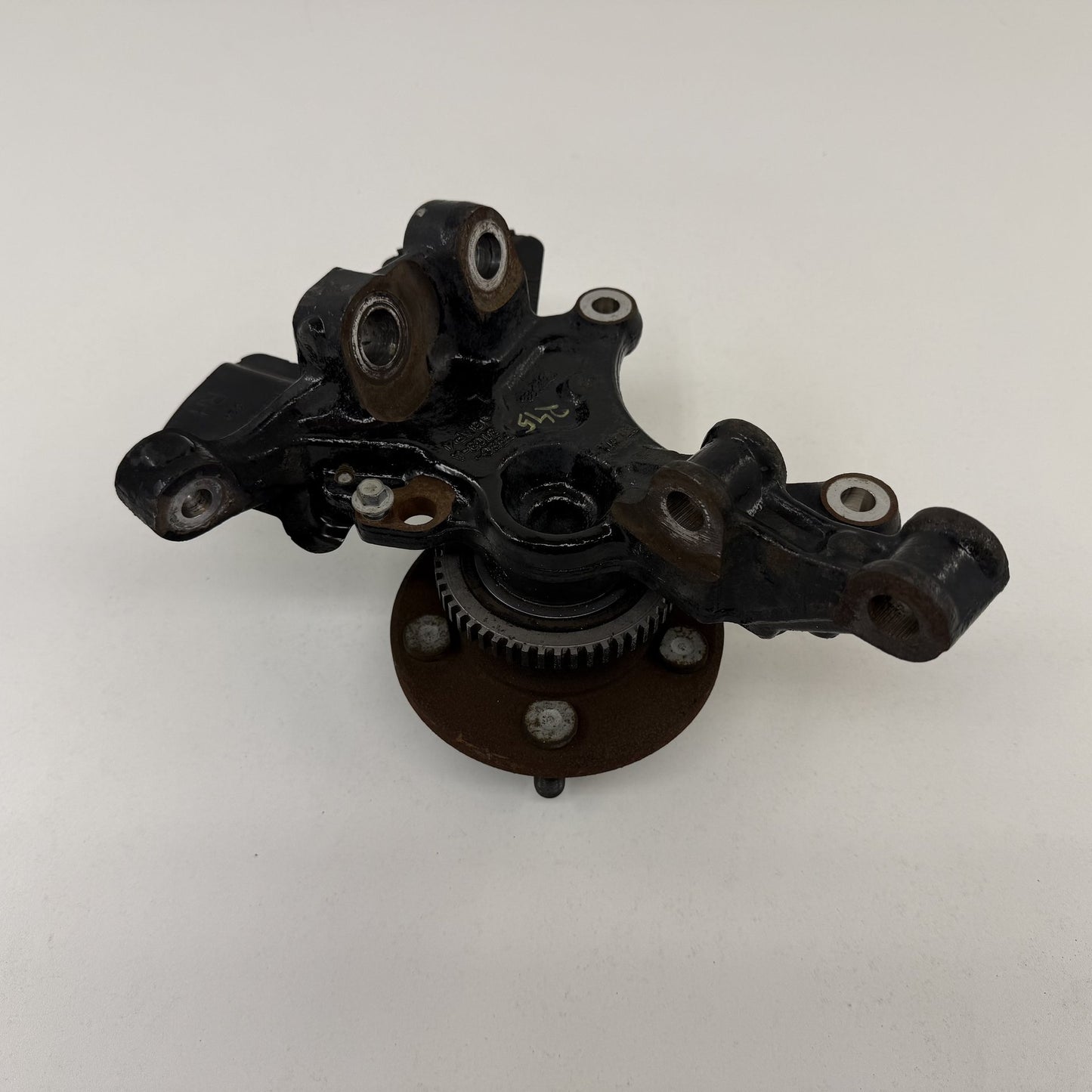 2015-2023 Ford Mustang GT PP Left Front Spindle Knuckle Hub Wheel Bearing OEM