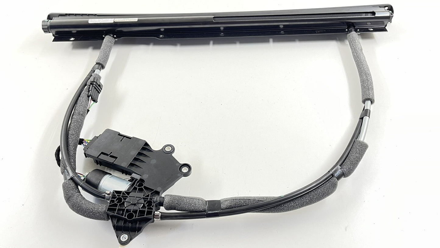 14-22 MASERATI QUATTROPORTE PASSENGER RIGHT REAR SUNSHADE ROLLER BLIND OEM