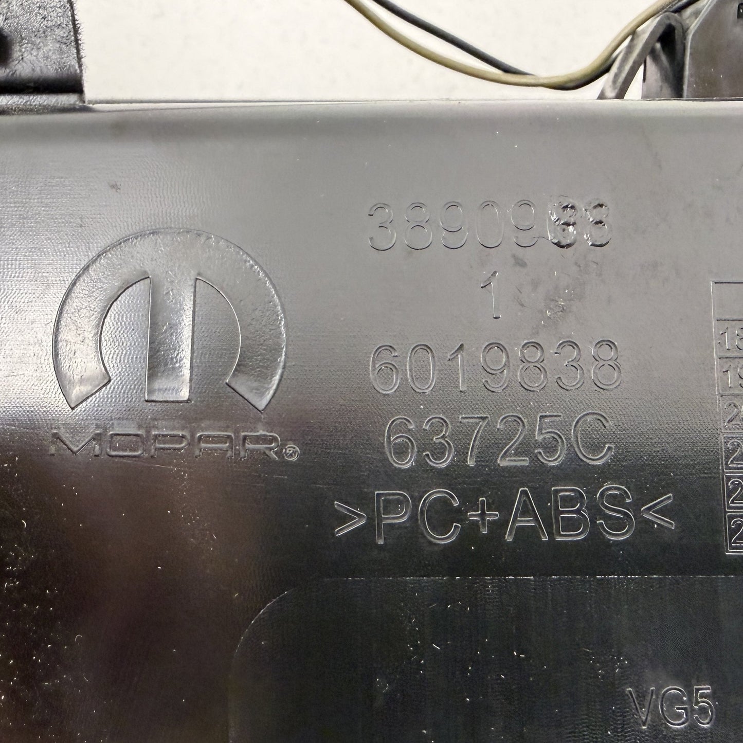 2019-2024 Ram 2500 3500 Limited Dashboard Dash Trim Set W/ Upper Glove Box OEM