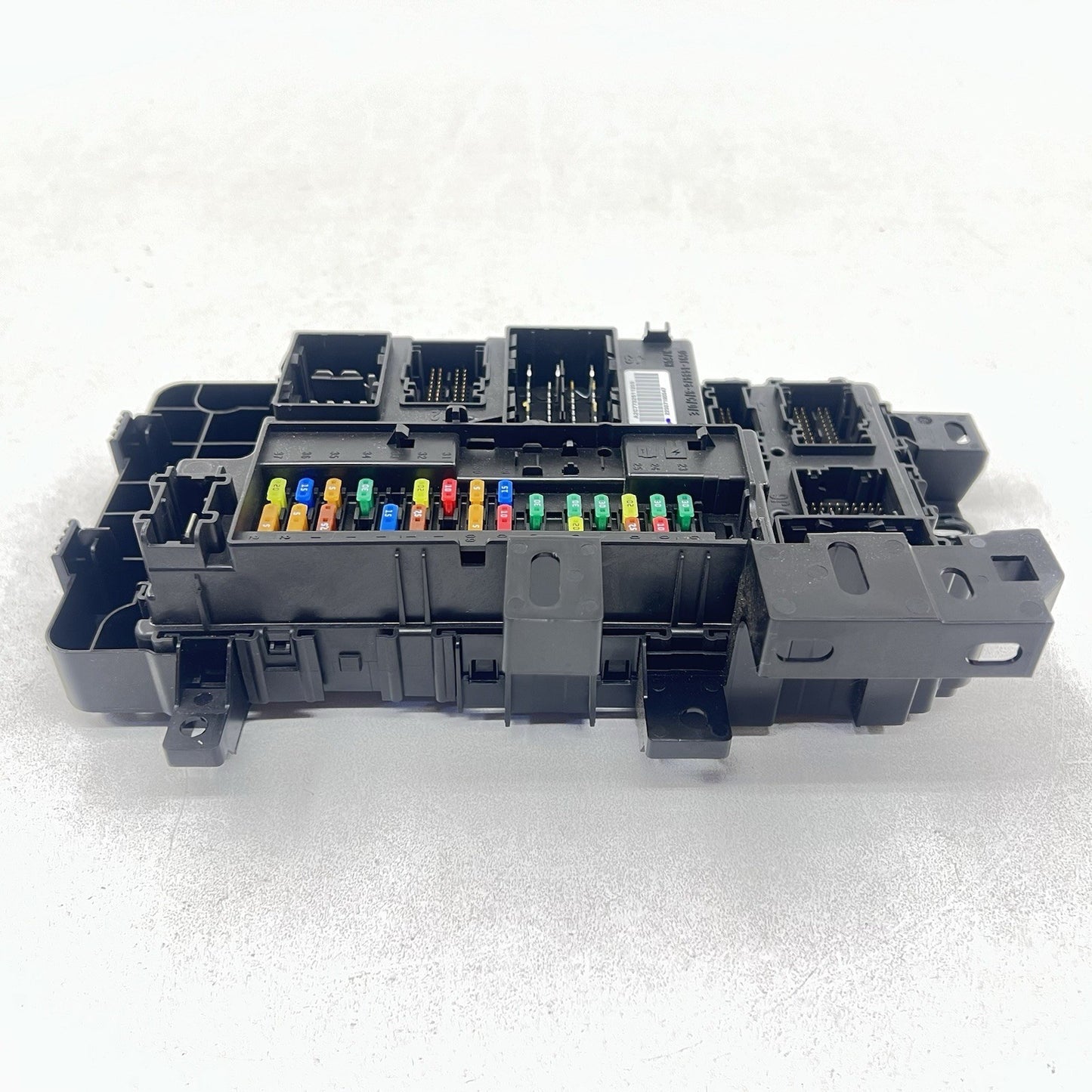 18-23 FORD MUSTANG GT INTEGRATED BODY CONTROL MODULE FUSE RELAY JUNCTION BOX OEM