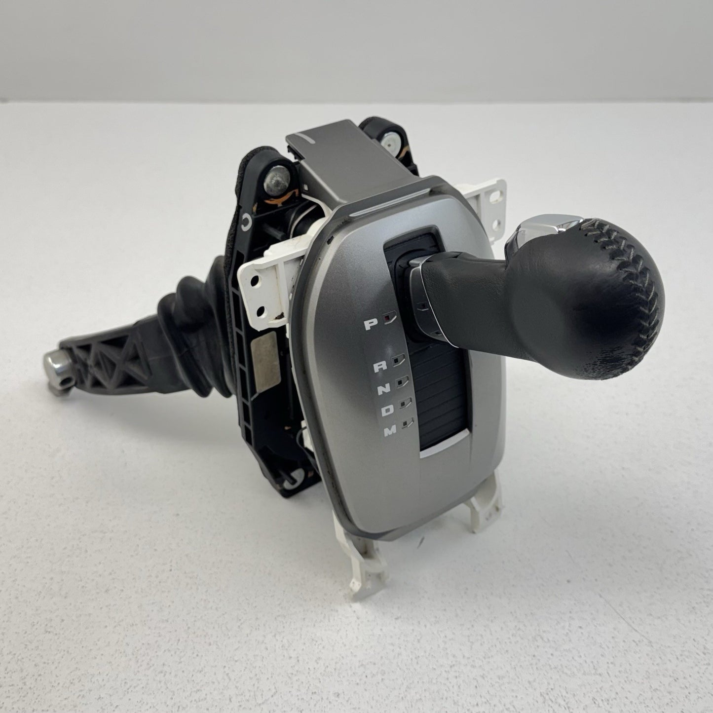 10-15 Chevrolet Camaro Automatic Transmission Shifter Gear Selector Lever OEM
