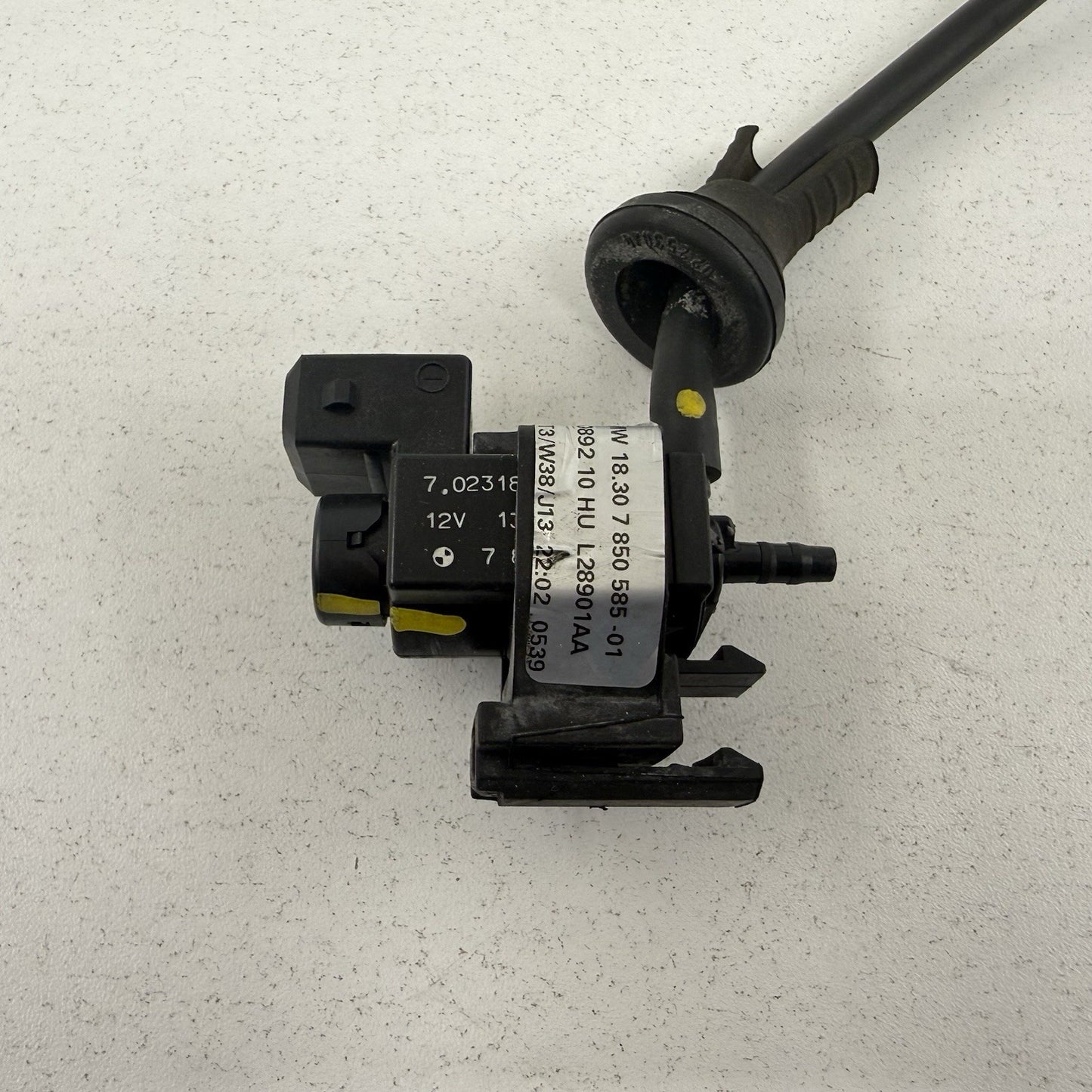 12-16 BMW M5 F10 Pressure Solenoid Valve 7850585 OEM
