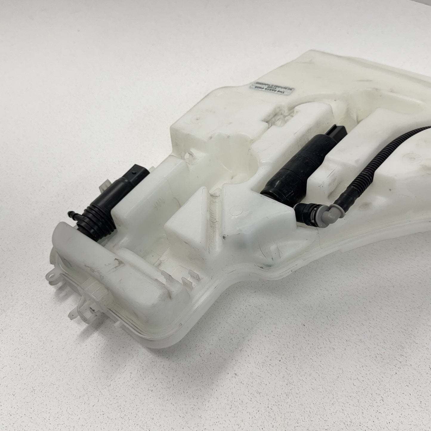 12-18 BMW F30 F80 M3 Windshield Washer Reservoir Bottle Tank 7241679 OEM