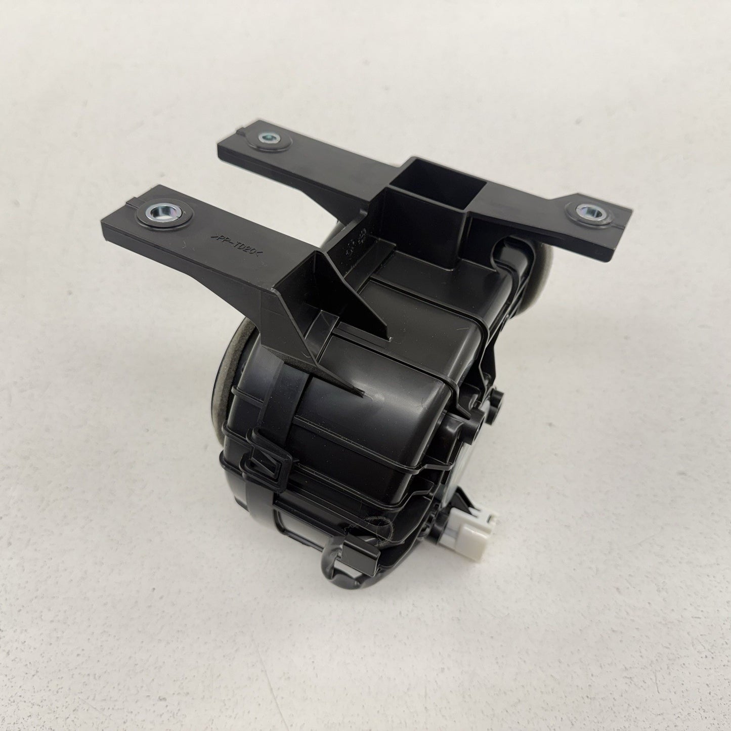 17-22 Toyota Prius Prime Hybrid Battery Right Cooling Blower Motor Assembly OEM