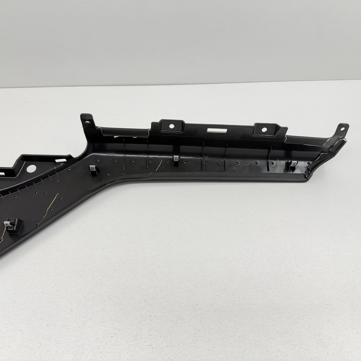 23-25 Chevrolet Silverado 1500 2500 3500 Dashboard Upper Trim Panel Leather OEM