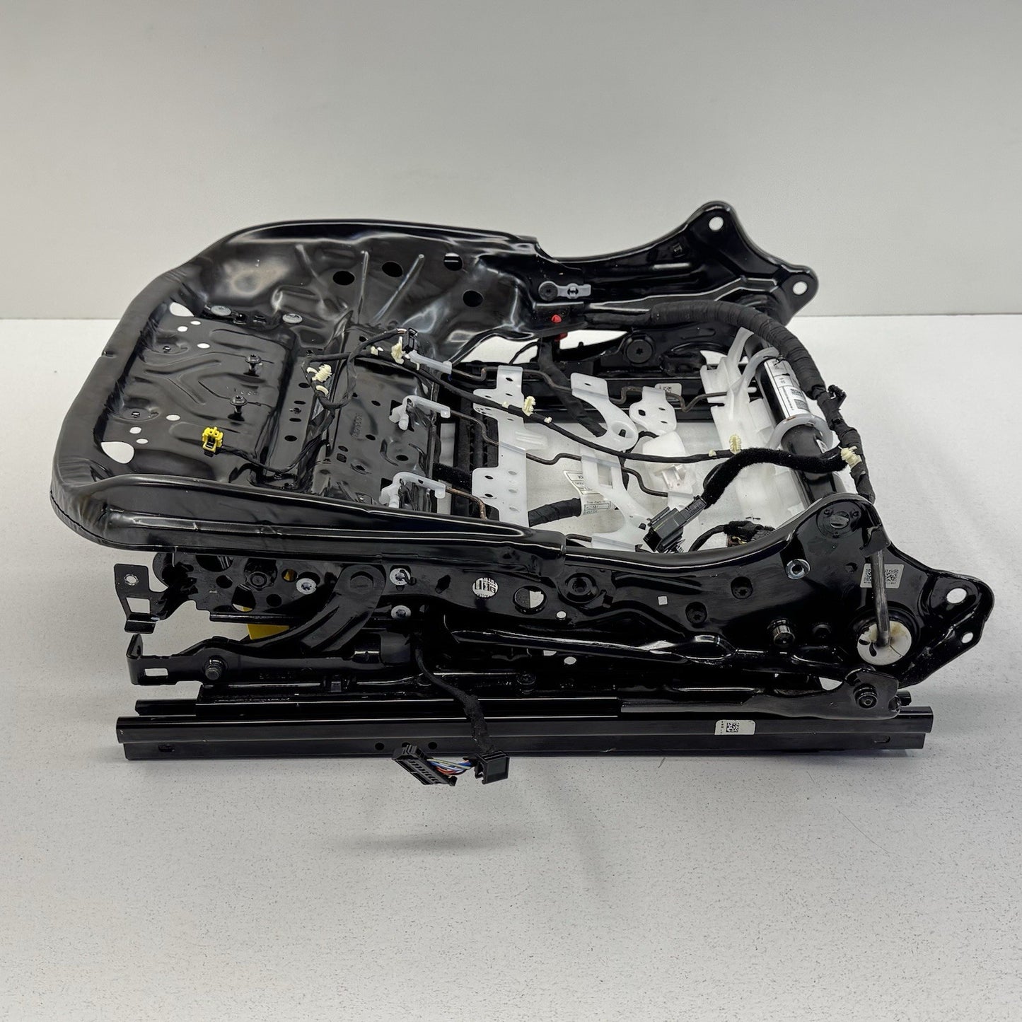 22-24 BMW G01 X3 Driver Left Front Lower Sport Seat Track Frame Rail OEM