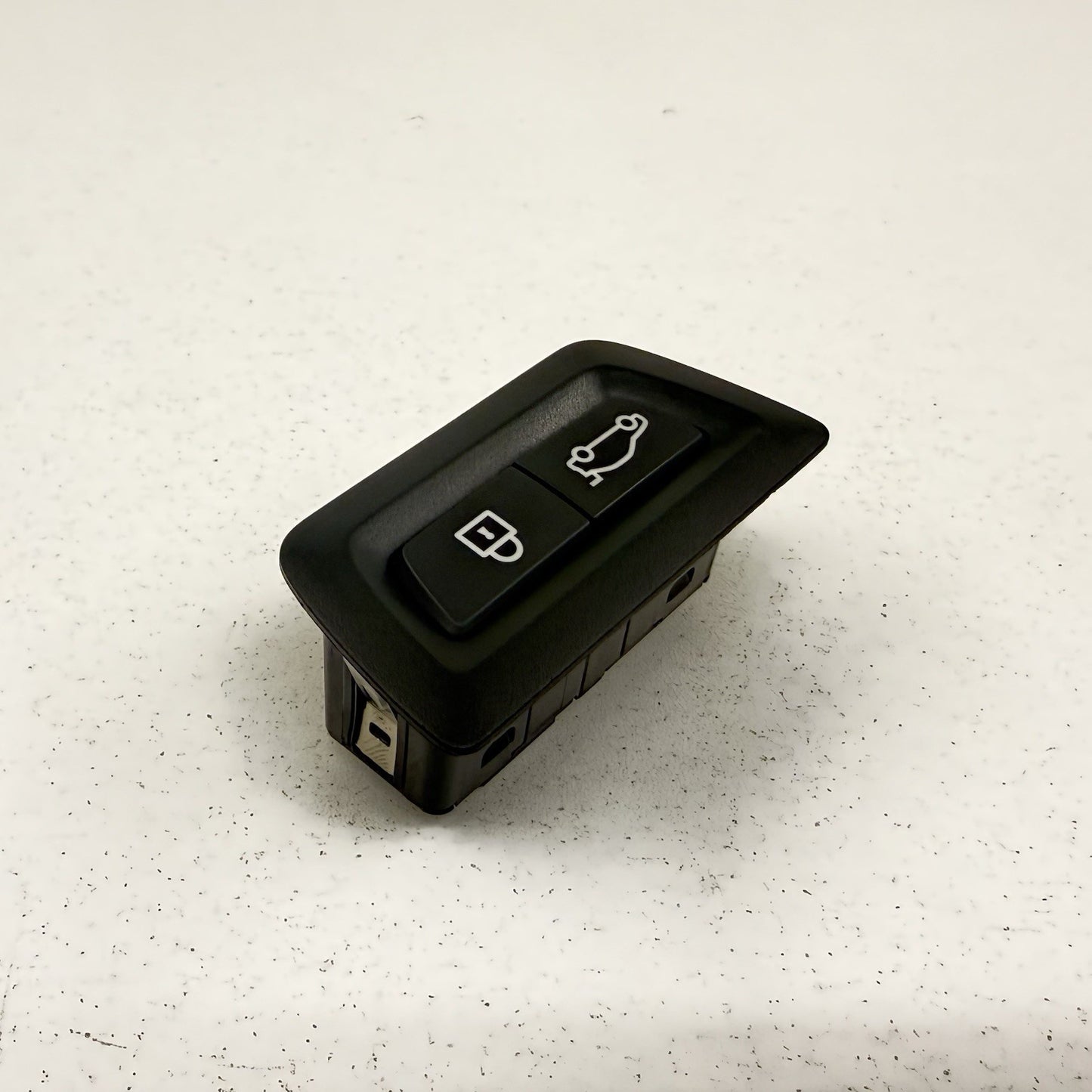 11-16 BMW M5 528 535 550 F10 Rear Trunk Lock Open Release Button Switch OEM