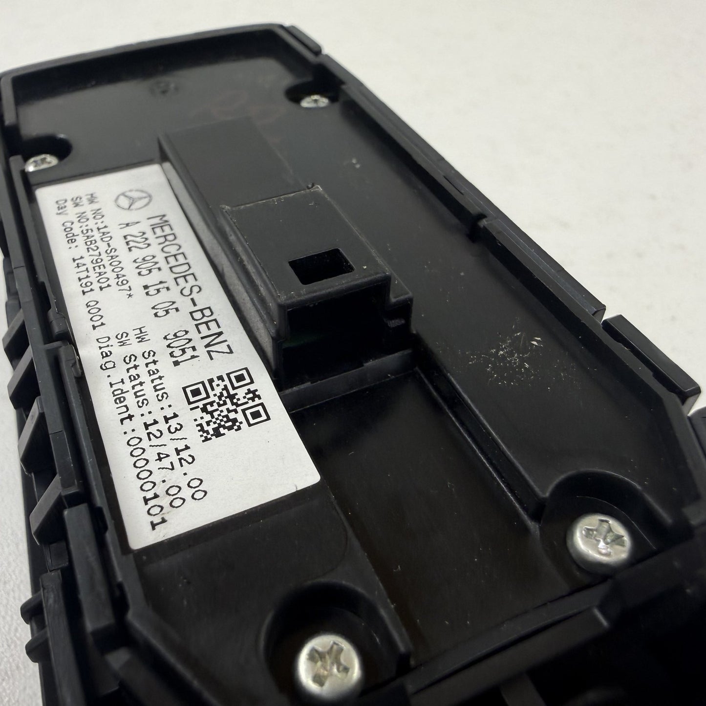2014-2020 Mercedes-Benz S550 W222 Passenger Right Rear Door Window Switch OEM