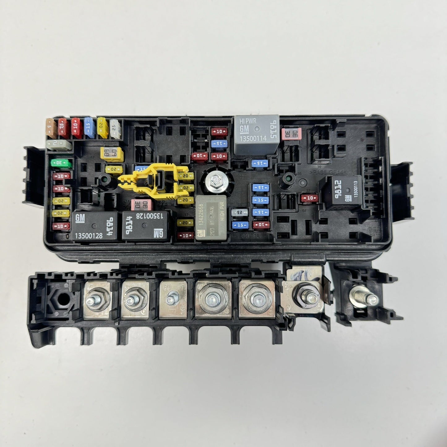 22-23 CADILLAC CT4 V BLACKWING ENGINE BAY FUSE RELAY JUNCTION BOX MODULE OEM