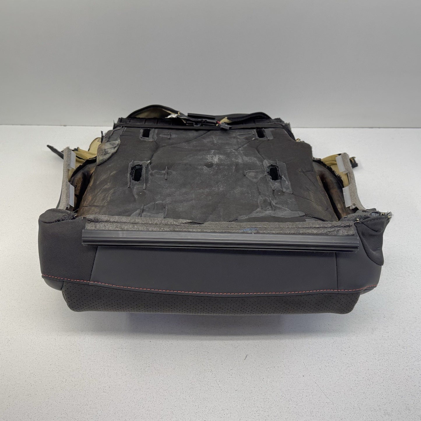17-24 Chevrolet Camaro ZL1 1LE Right Front Lower Recaro Seat Cushion OEM