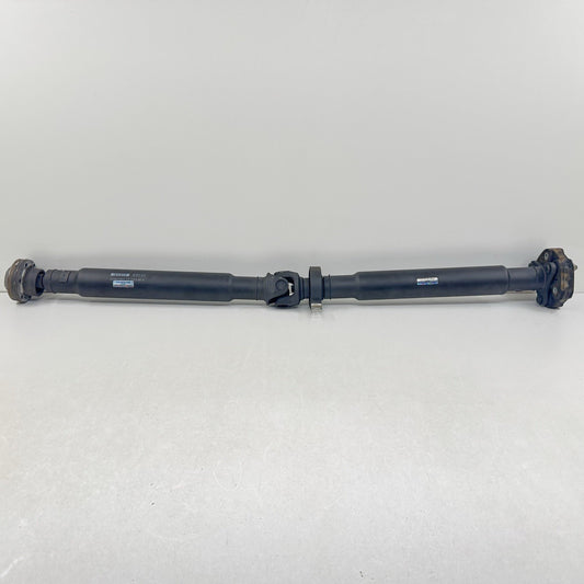 06-10 BMW M6 E63 E64 DRIVESHAFT DRIVE SHAFT PROPELLER CARRIER 2282980-10 OEM