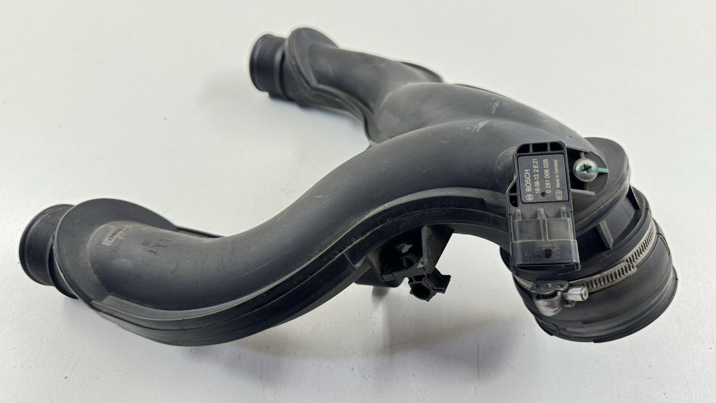 14-23 MASERATI GHIBLI FRONT ENGINE AIR INTAKE SLEEVE INLET DUCT TUBE PIPE OEM