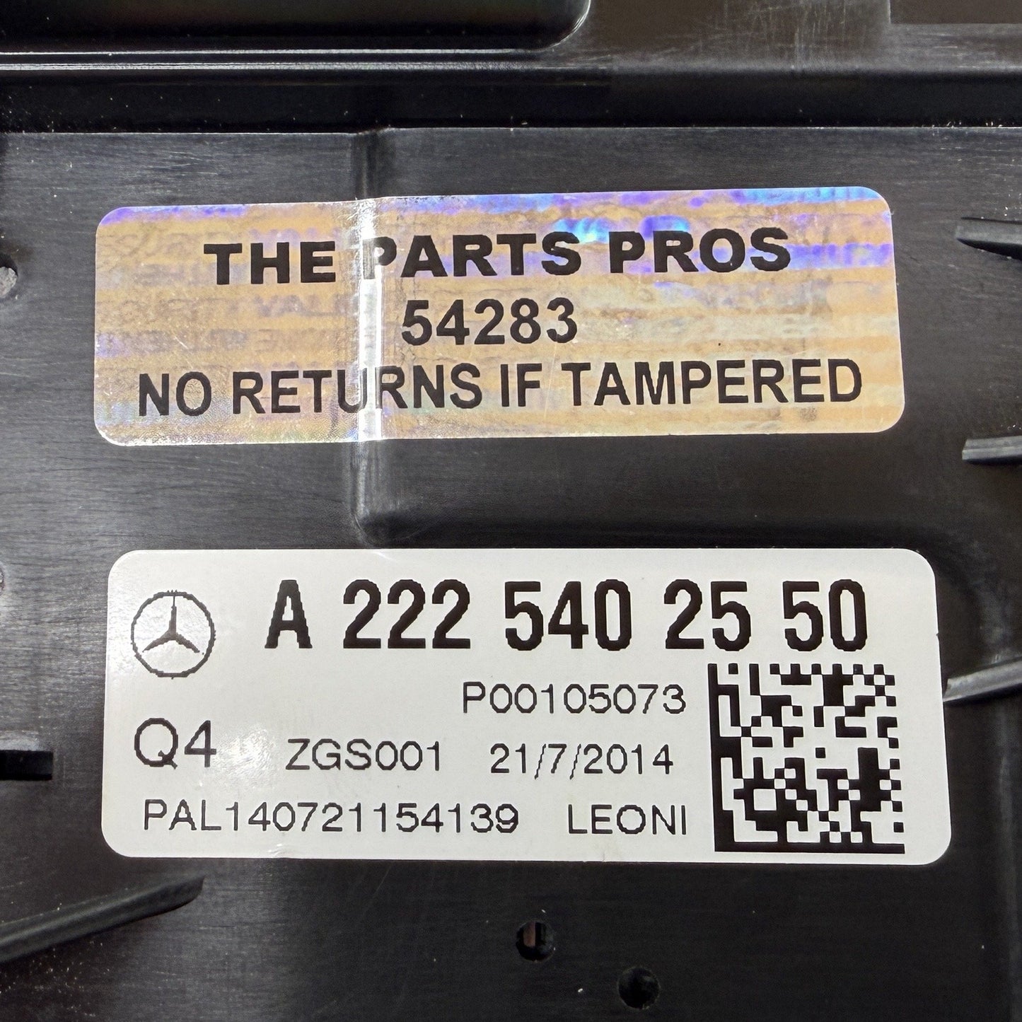 2014-2017 Mercedes-Benz S550 W222 Front Dash Fuse Relay Junction Box OEM