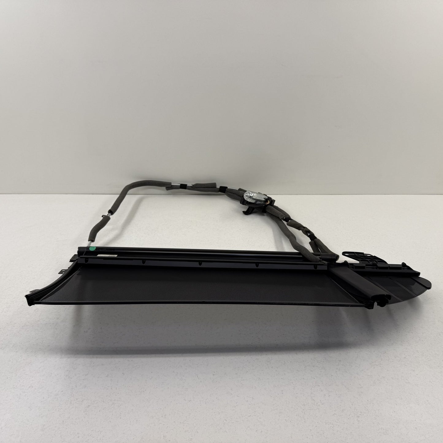 2014-2018 Bentley Flying Spur Left Rear Door Window Sunshade Roller Blind OEM
