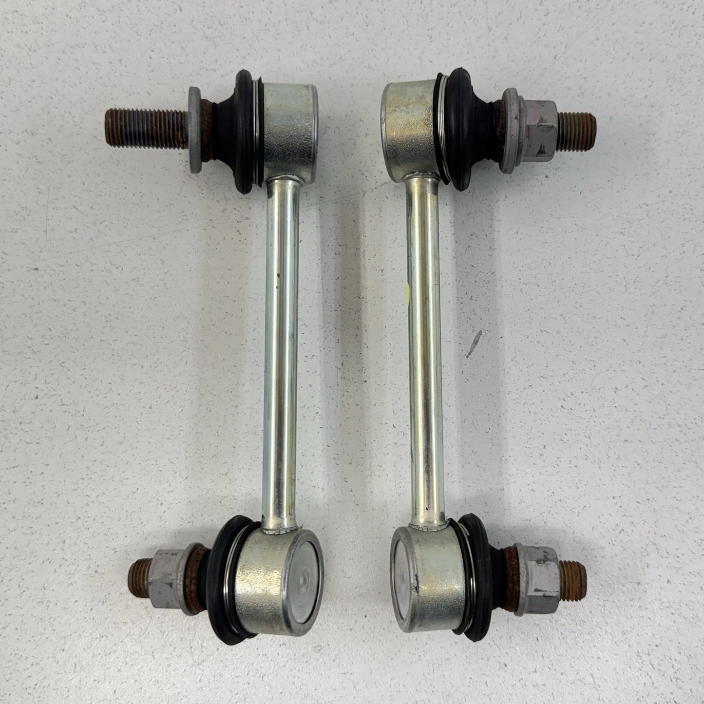 21-26 Lexus IS300 IS350 IS500 RWD Rear Stabilizer Sway Bar End Link Pair OEM