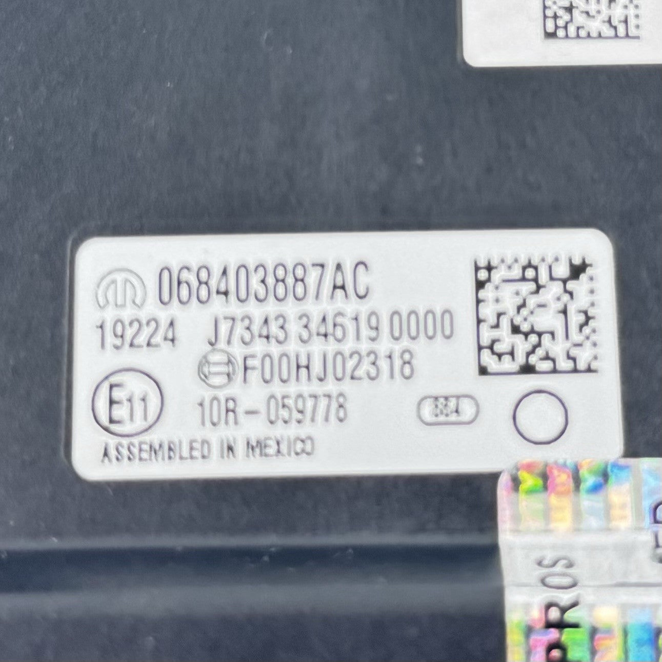 19-21 Ram 1500 2500 3500 Network Gateway Control Module 068403887AC OEM