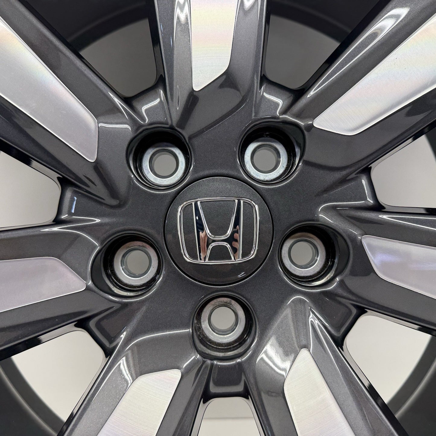 23-25 Honda Pilot Touring 20" 20x8 Wheel Rim W/ Tire 42700-T90-A21 Factory OEM