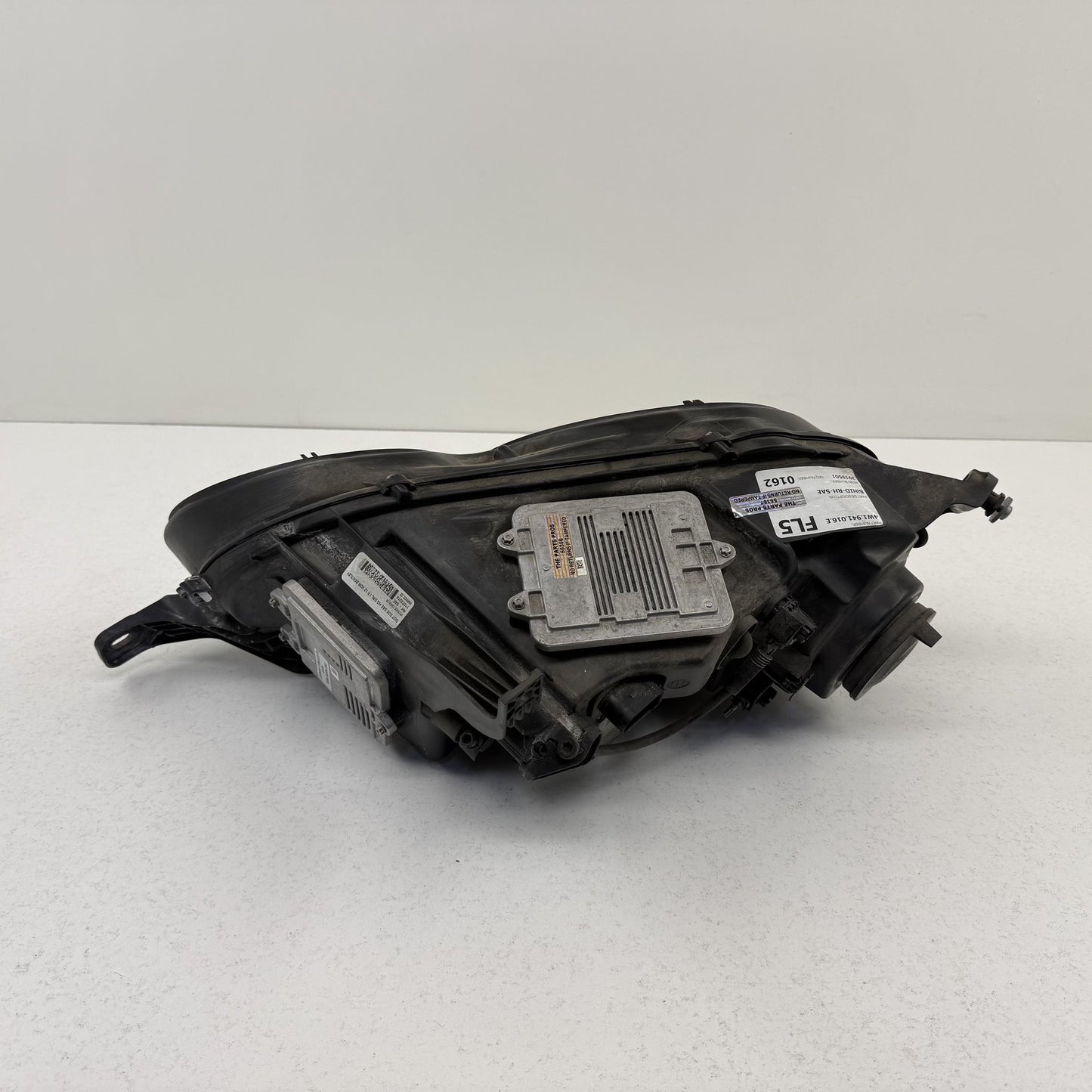 2014-2018 Bentley Flying Spur Right Front Bi Xenon HID Headlight Light Lamp OEM