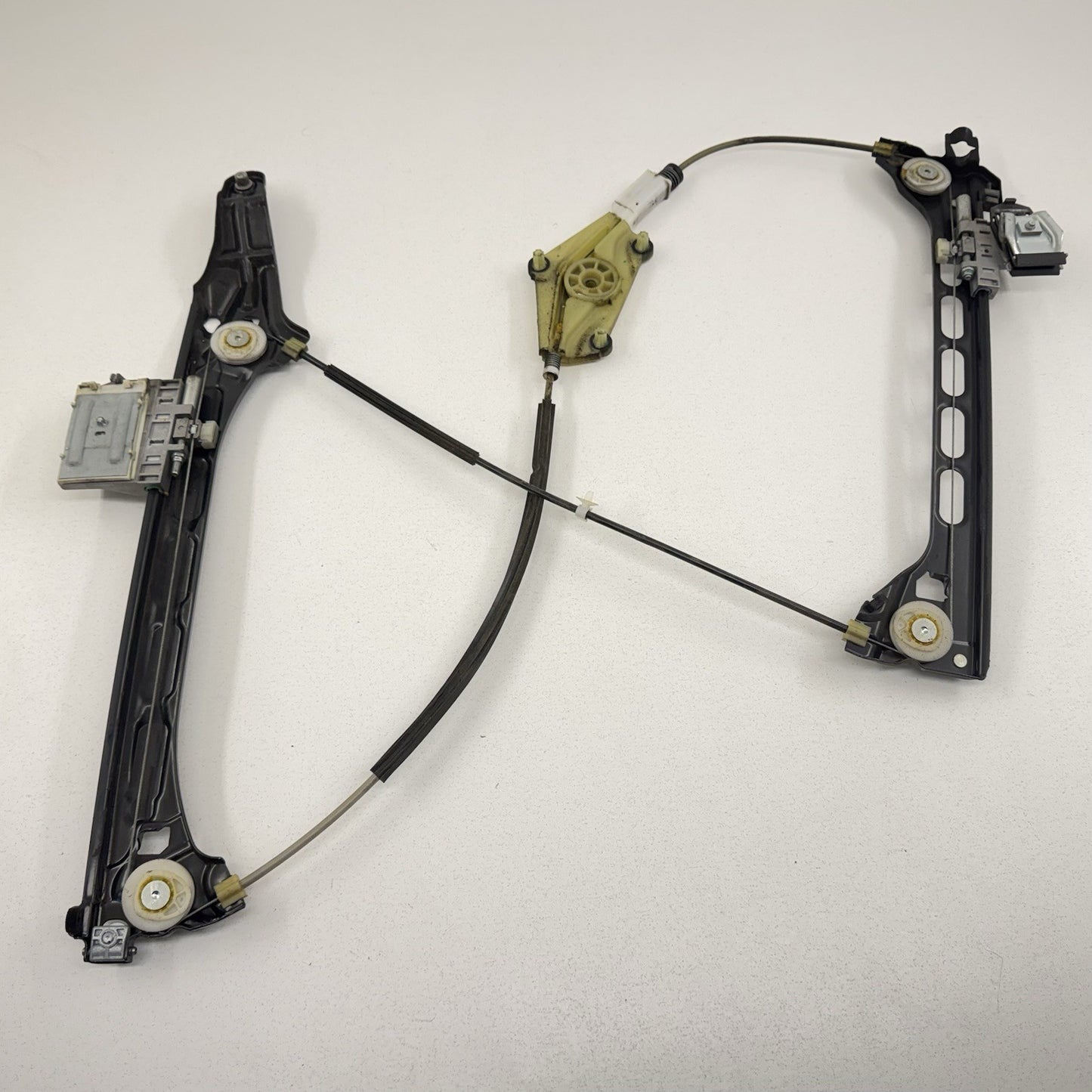 08-15 Audi TT Roadster Driver Left Door Window Regulator 8J0837461D OEM