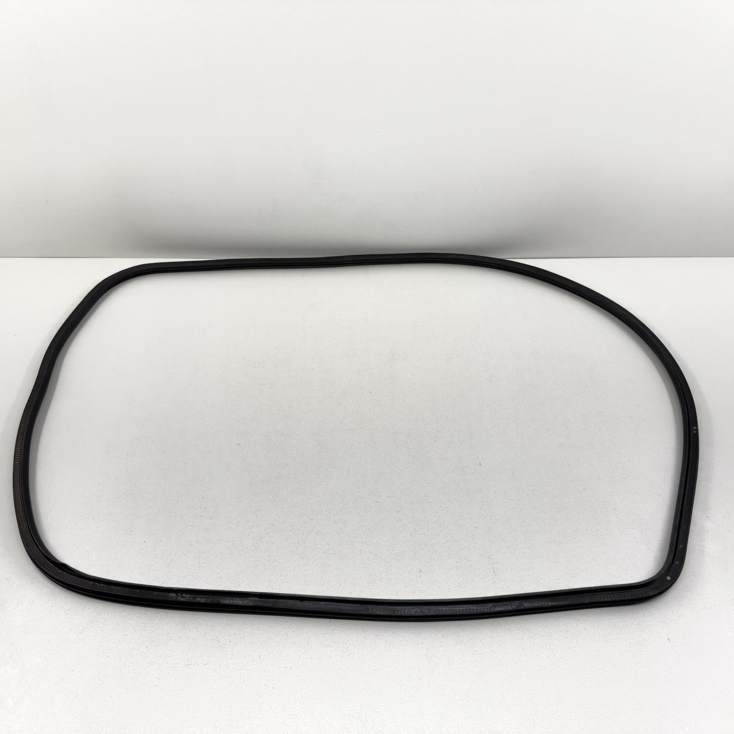 20-25 Silverado Sierra 2500 3500 Left Front Door Weatherstrip Seal Rubber OEM