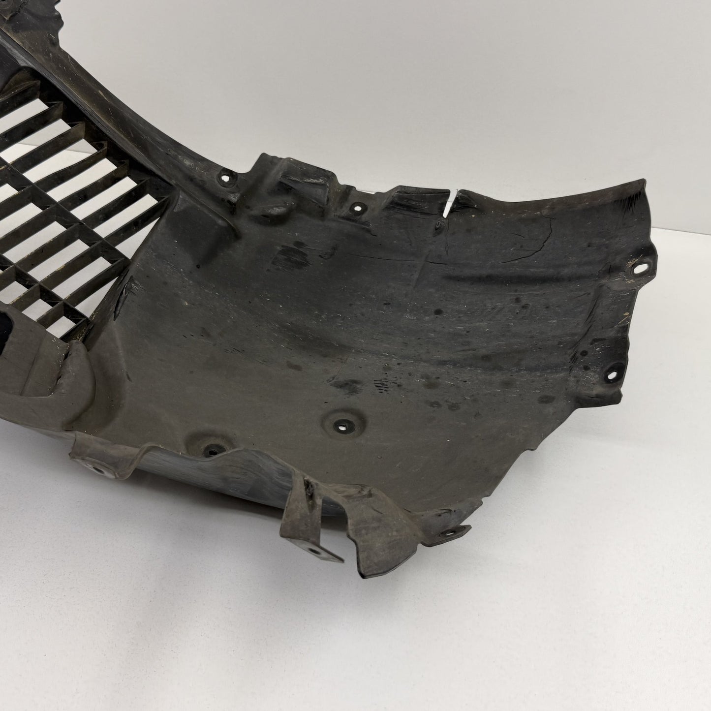 2021-2026 BMW M2 M3 M4 G80 G82 G87 Left Front Fender Liner Splash Guard OEM
