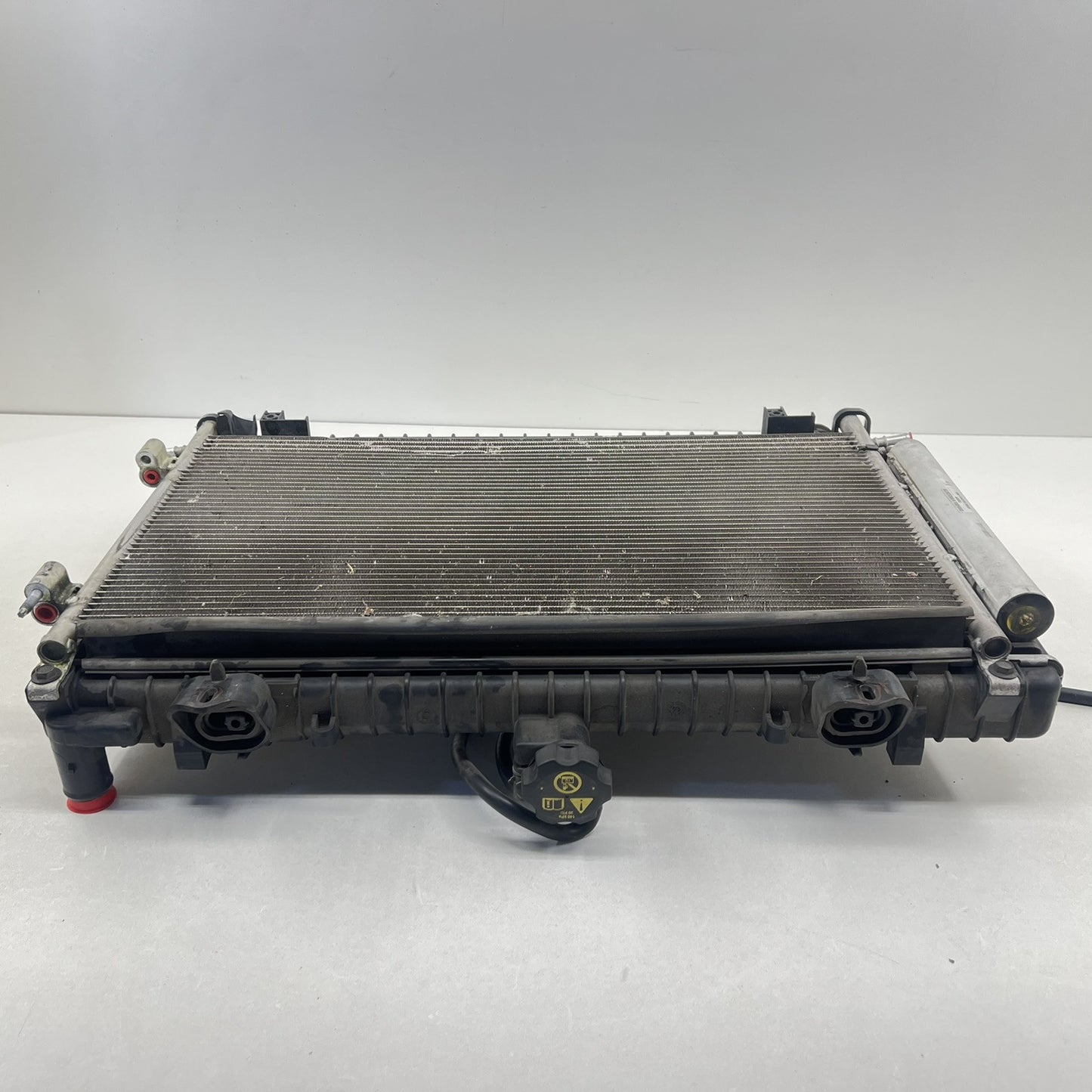 10-11 Chevrolet Camaro SS 6.2L Radiator Condenser Fan Assembly 3E012218 OEM