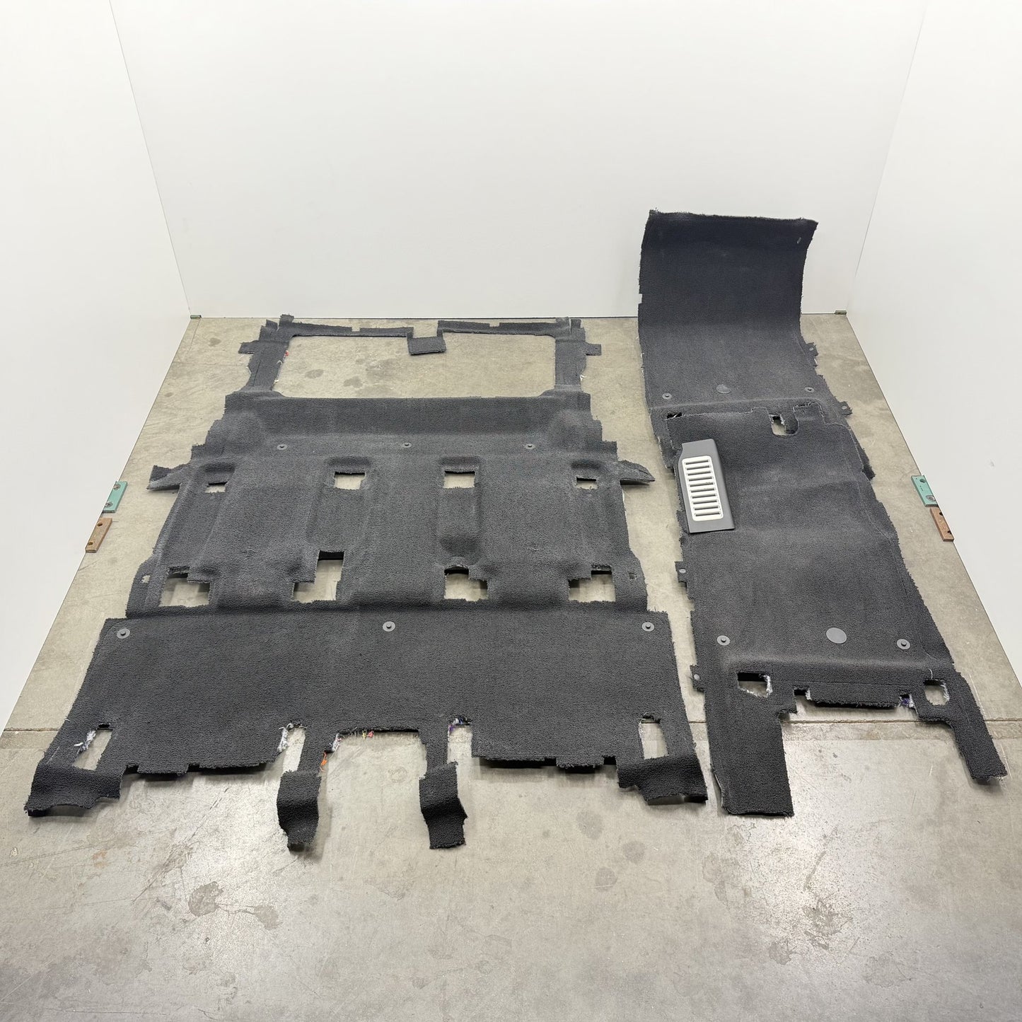 2022-2024 Rivian R1S Interior Floor Carpet Complete Set Black OEM
