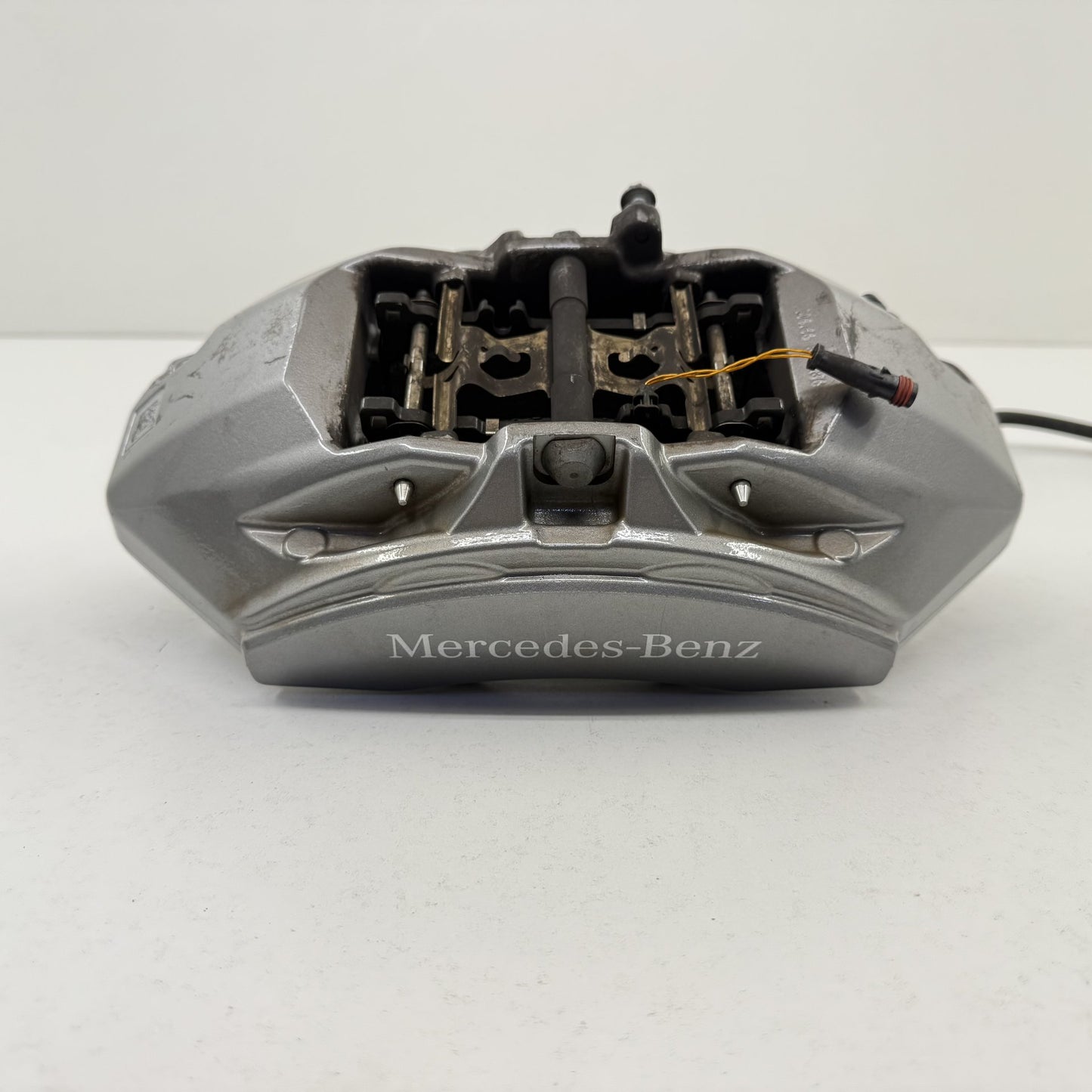 2014-2017 Mercedes-Benz S550 W222 Front Brake Caliper Pair Left &amp; Right OEM