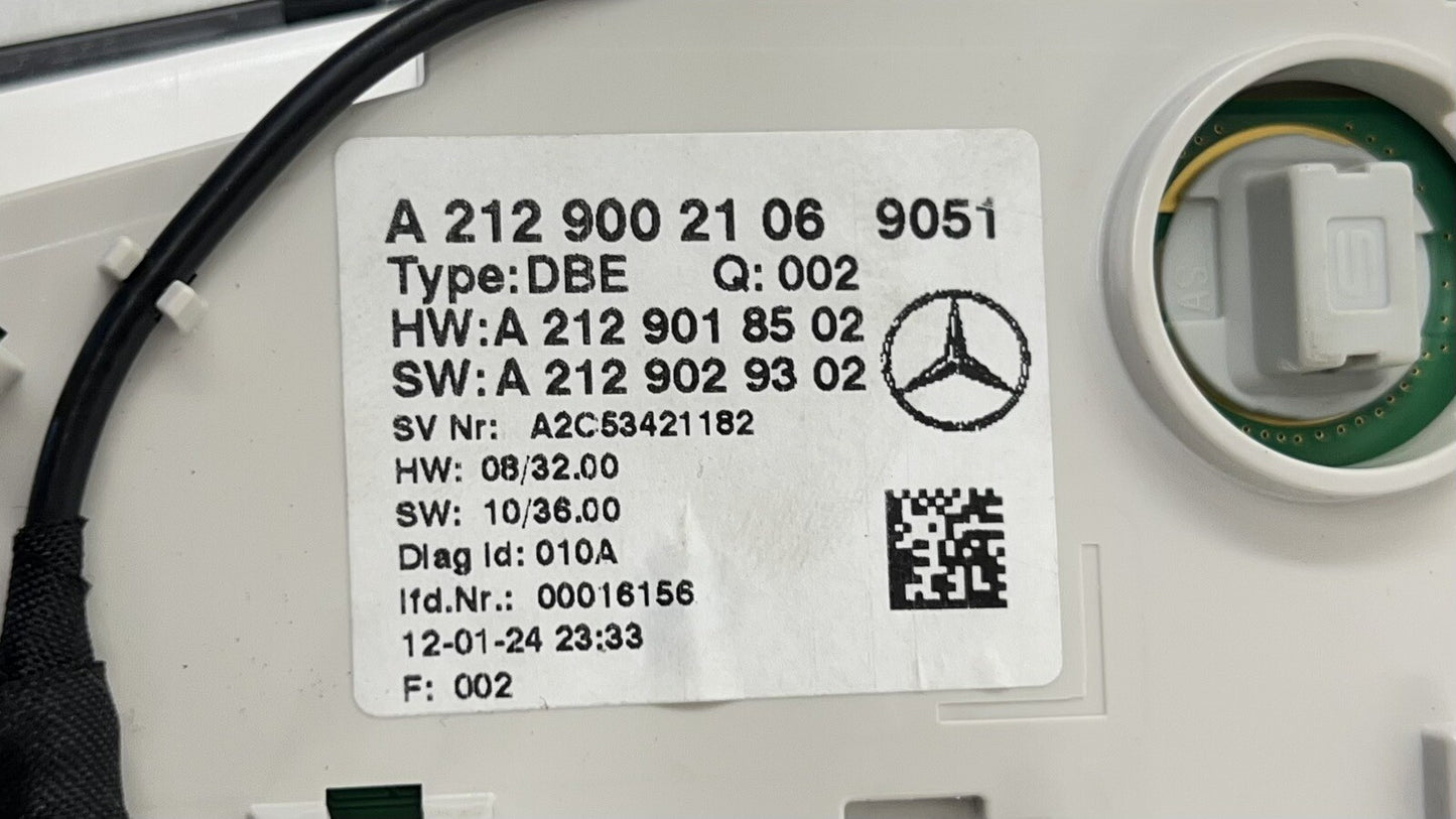 12-18 MERCEDES CLS550 W218 FRONT OVERHEAD CONSOLE READING LIGHT LAMP DOME OEM