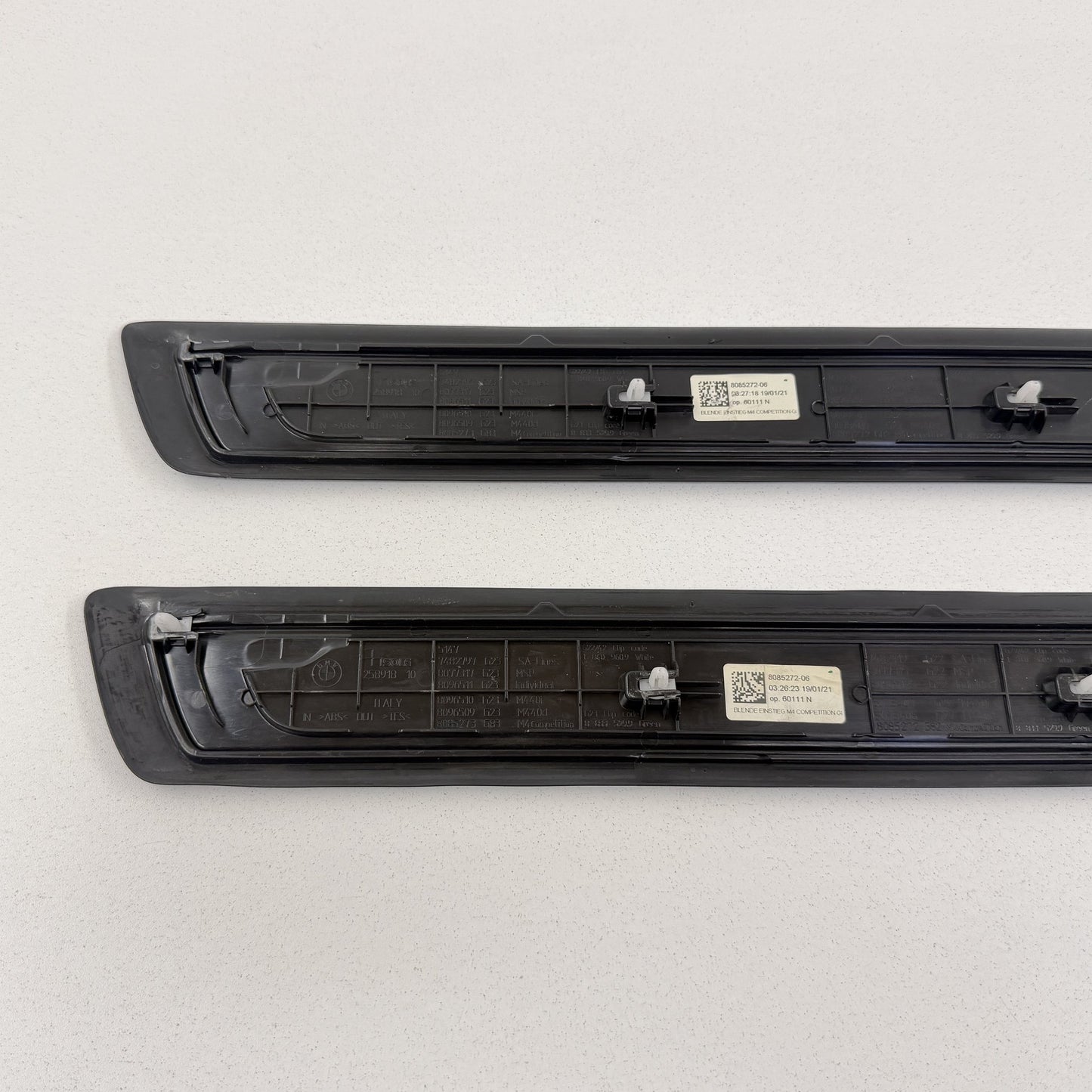 2021-2026 BMW M4 Competition G82 Front Door Sill Scuff Plate Pair 8085272 OEM