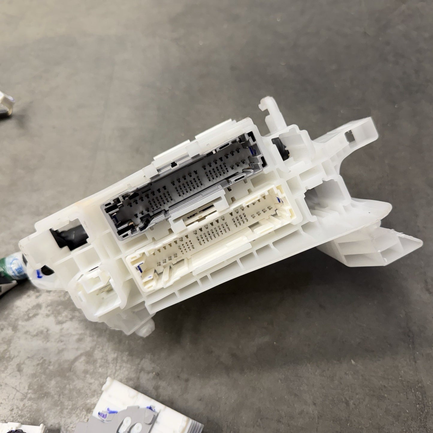 2020 Toyota Prius Prime Chassis Main Body Wiring Harness OEM