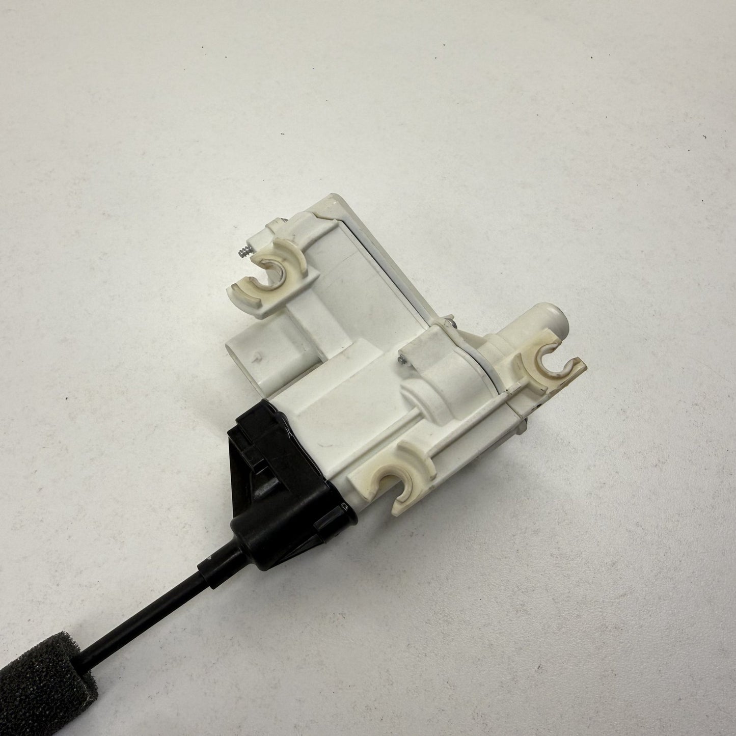 2014-2020 Mercedes S550 W222 Right Front Door Lock Latch Actuator Keyless Go OEM