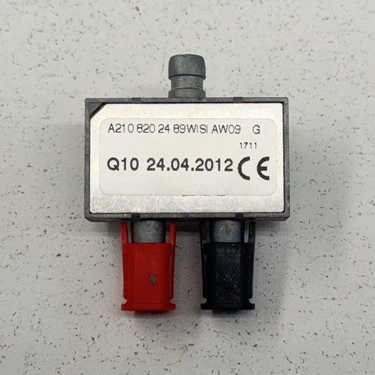 08-14 Mercedes W204 C250 Radio Antenna GPS Splitter Adapter 2108202489 OEM