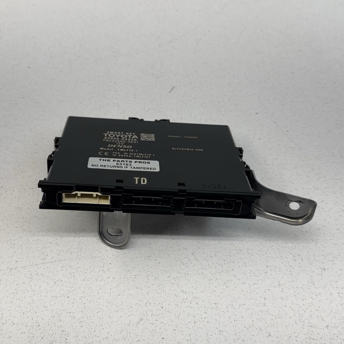 16-19 Toyota Tacoma Keyless Entry Smart Key Control Module 89990-04020 OEM