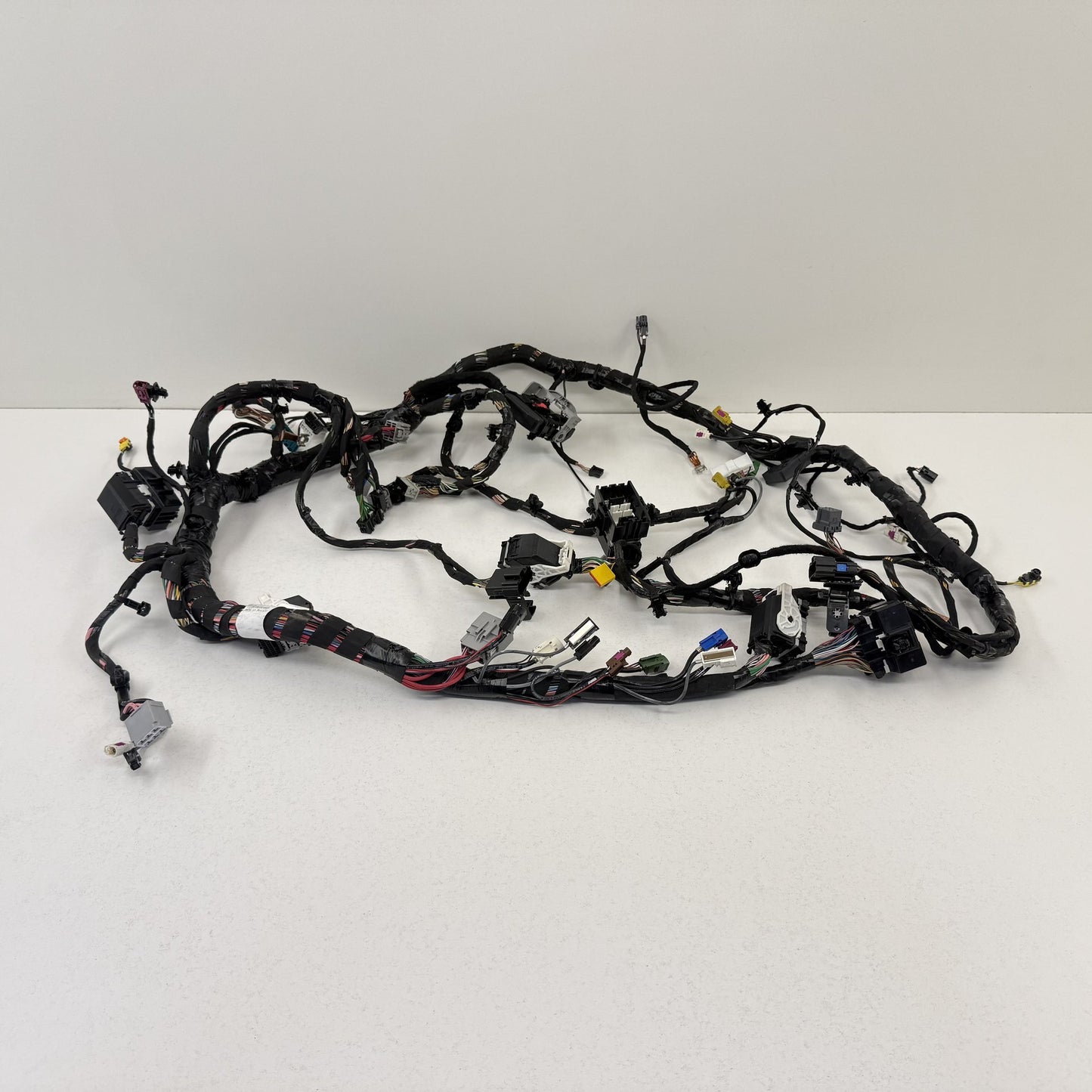 2022-2024 Rivian R1S Dashboard Instrument Panel Wiring Harness PT00417192-D OEM