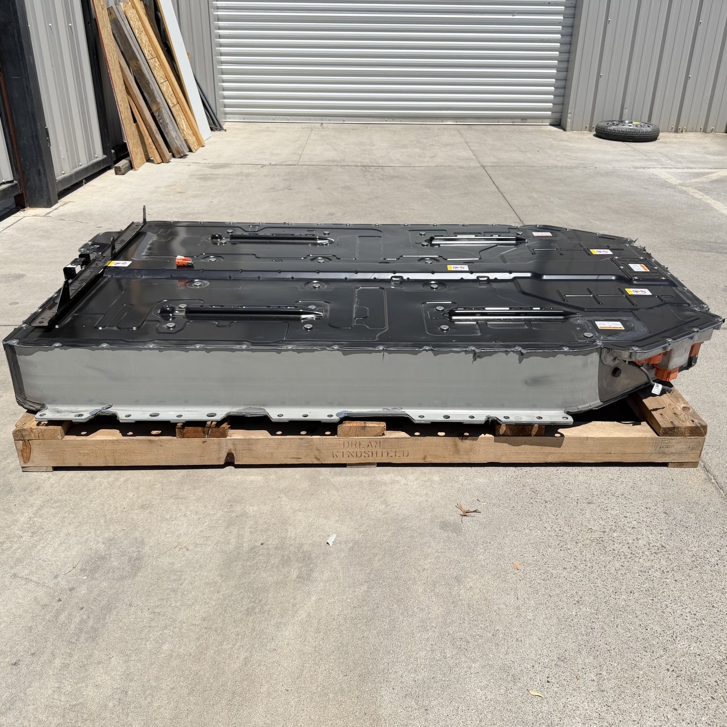 2022-2024 Rivian R1S Quad Motor High Voltage Large Battery Pack 141kWh OEM