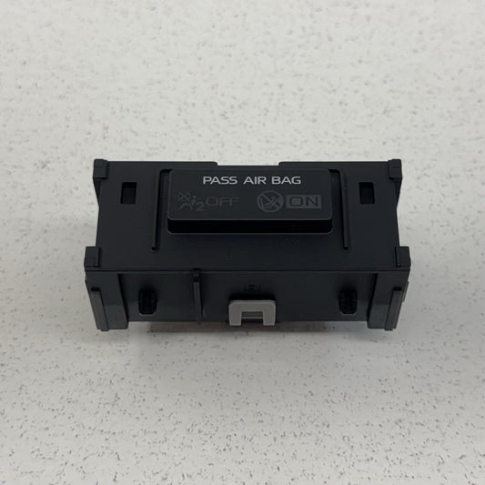 25-26 Toyota Camry Passenger Airbag Warning Light 83950-AQ010 OEM