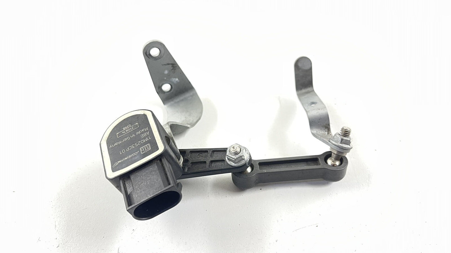 15-17 MCLAREN 650S RIGHT REAR HEADLIGHT HEIGHT LEVEL SENSOR 11M0253CP OEM
