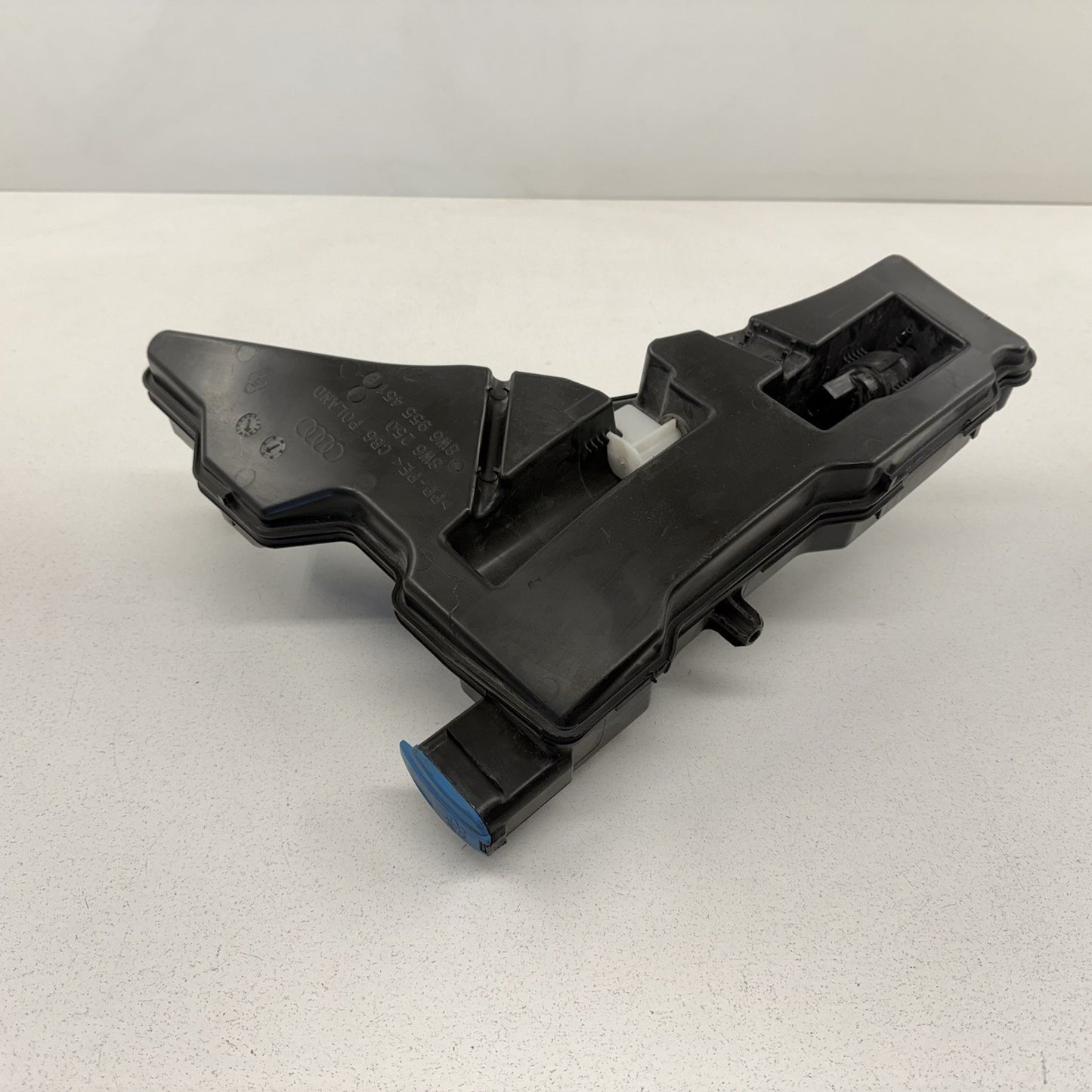 18-24 Audi A5 S5 Windshield Washer Reservoir Bottle Tank 8W6955451E OEM