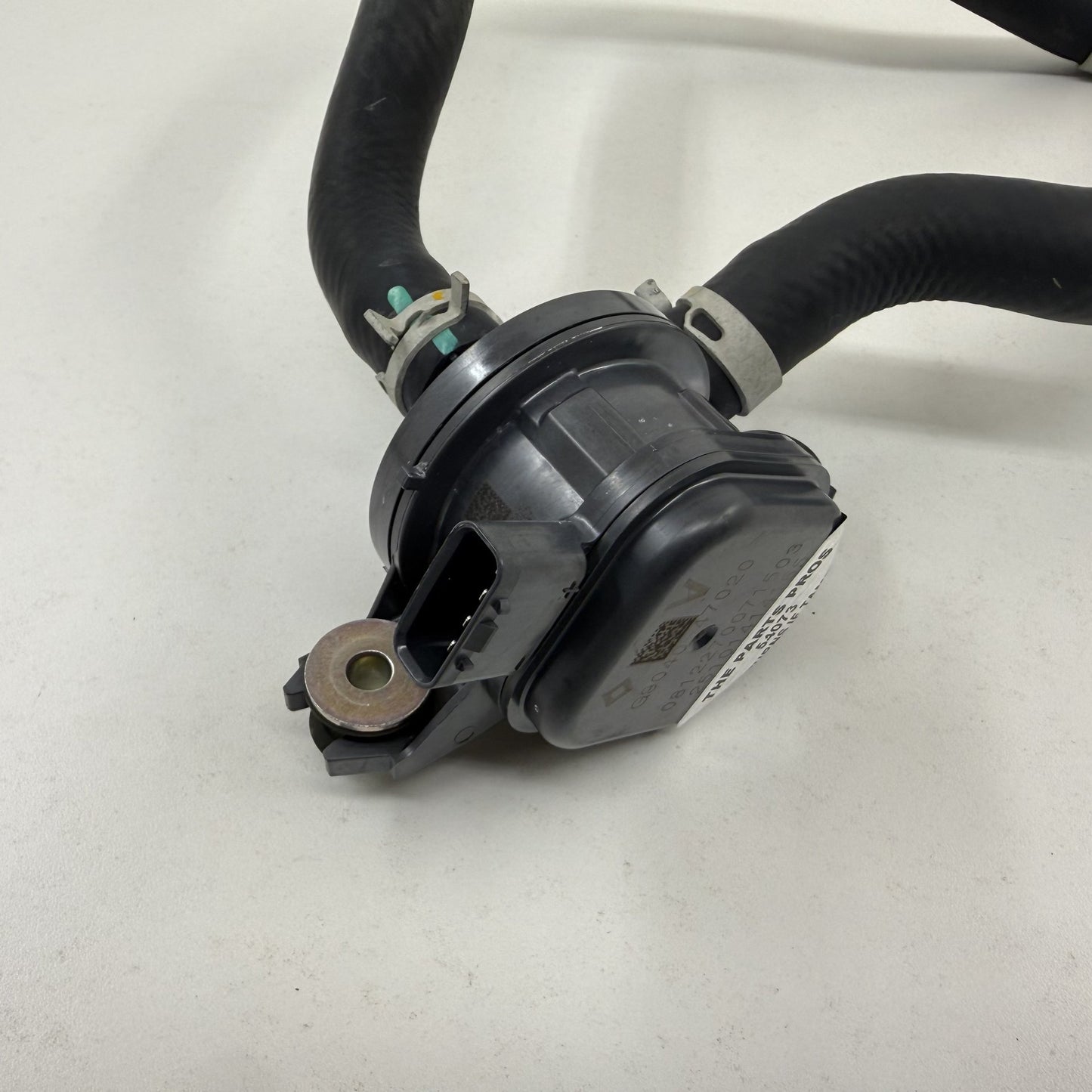2023-2026 Toyota Prius Drive Motor Inverter Cooler Water Pump G9040-47020 OEM