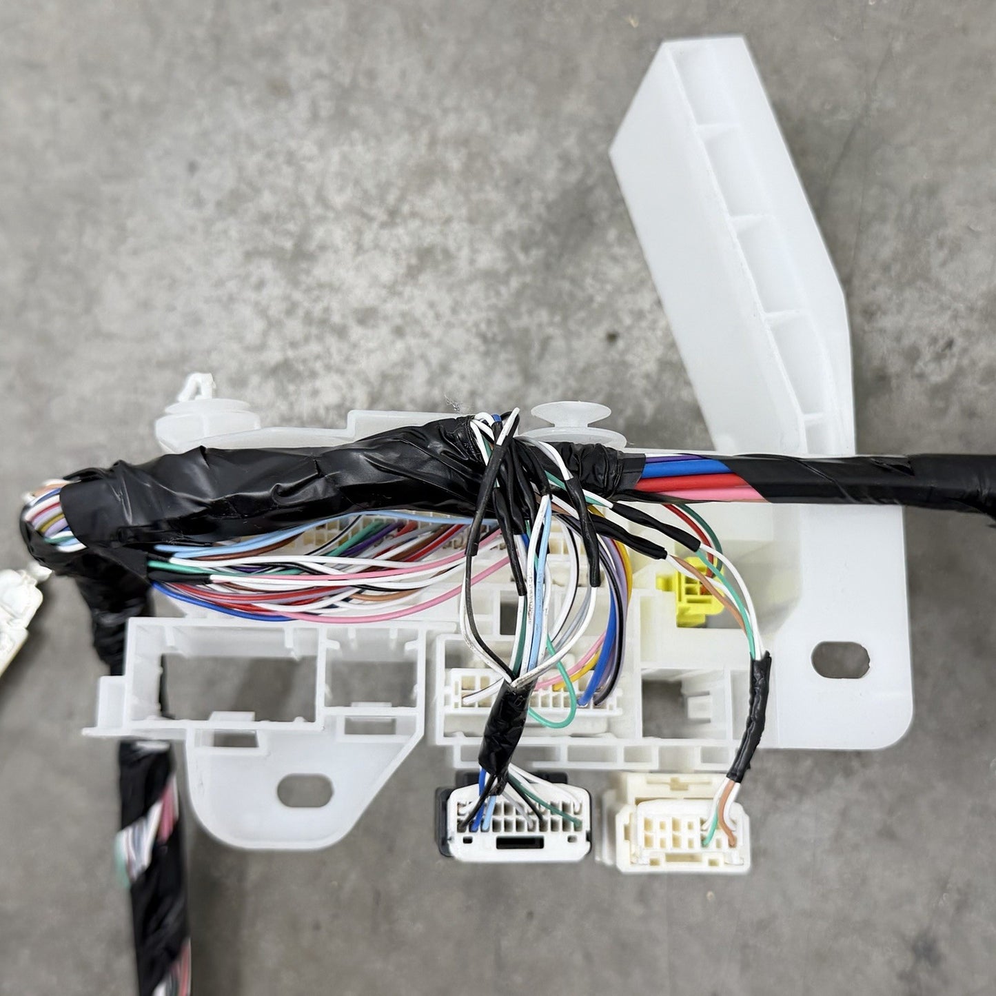 23-26 Toyota Prius Chassis Main Body Wire Wiring Harness 82161-4F023 OEM