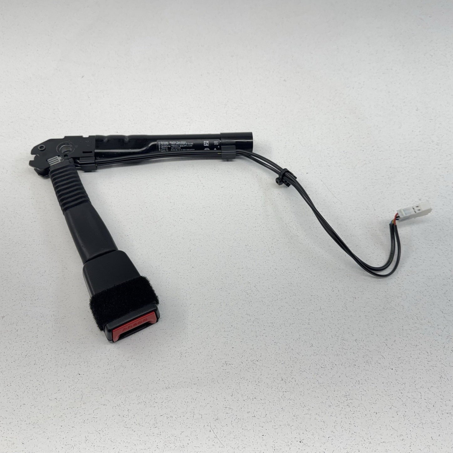 15-18 BMW F80 M3 Passenger Right Front Seat Belt Seatbelt Buckle 7259388 OEM