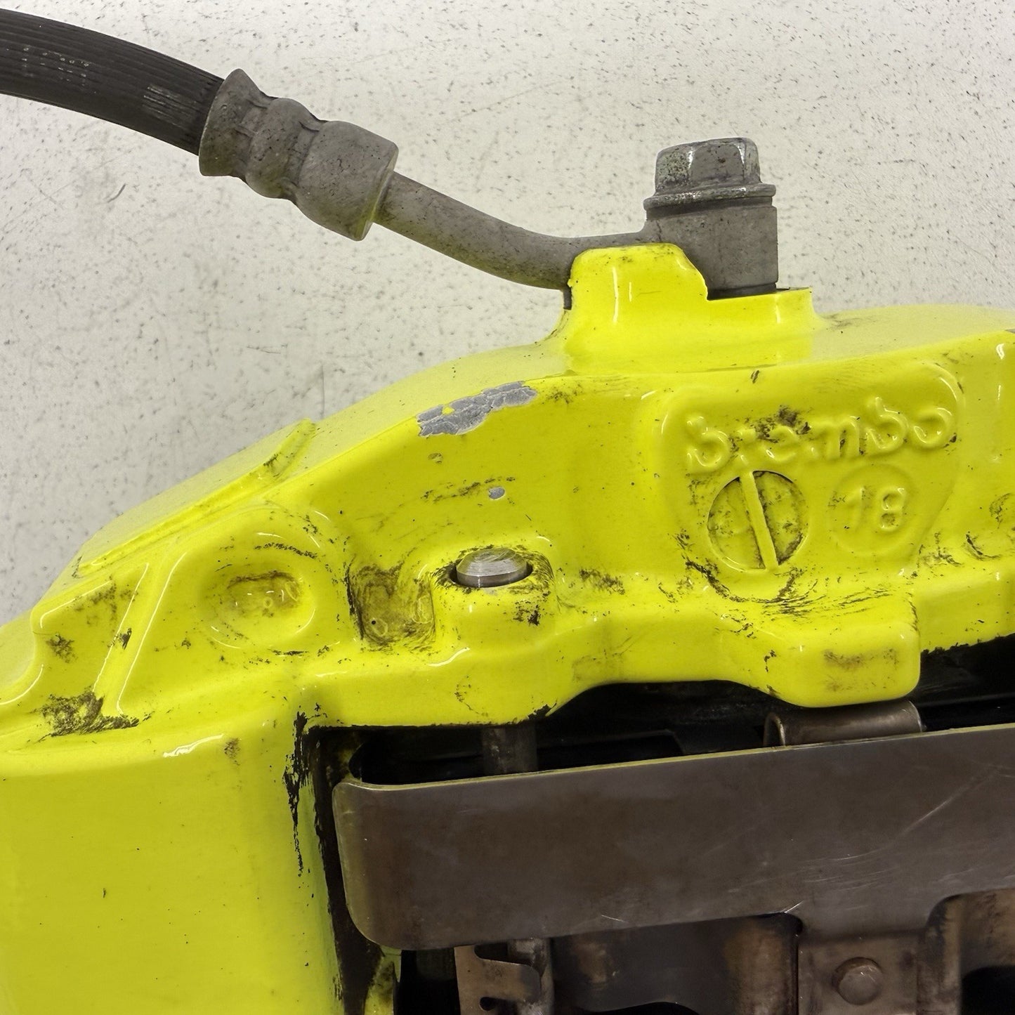 18-21 Subaru WRX STI Rear Brembo Brake Caliper Pair Left & Right OEM