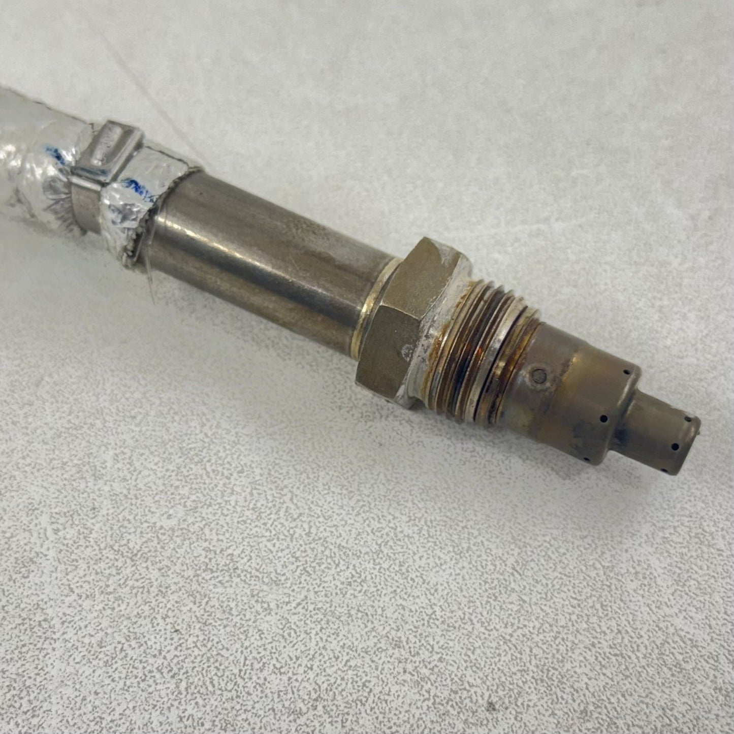 19-23 RAM 2500 3500 NITROGEN OXIDE SENSOR NOX SENSOR WITH BRACKET 4326873 OEM